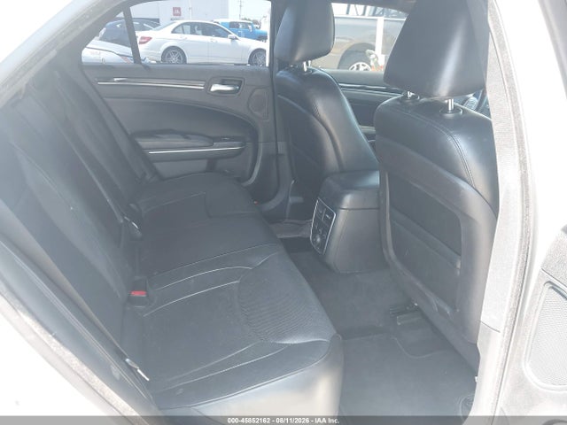 Chrysler 300C 2014 2C3CCAEG1EH281488 Image 8