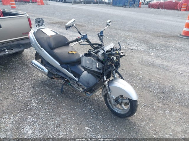 45852179 :رقم المزاد ، JS1CK43A432101225 vin ، 2003 Suzuki An400 K3 مزاد بيع