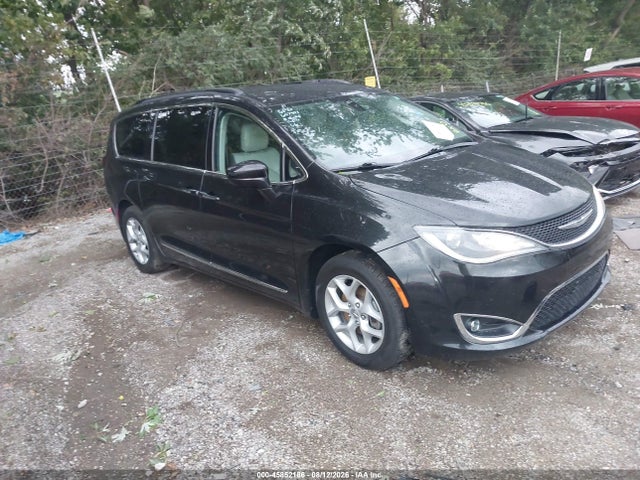 45852186 :رقم المزاد ، 2C4RC1BG8HR607991 vin ، 2017 Chrysler Pacifica Touring-l مزاد بيع