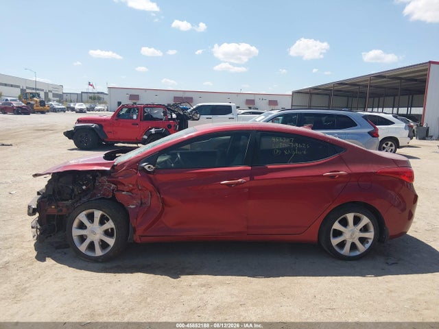 2013 Hyundai Elantra Limited მანქანა იყიდება აუქციონზე, vin: 5NPDH4AE5DH425315, აუქციონის ნომერი: 45852188