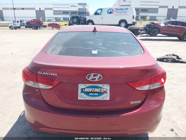 2013 Hyundai Elantra Limited მანქანა იყიდება აუქციონზე, vin: 5NPDH4AE5DH425315, აუქციონის ნომერი: 45852188