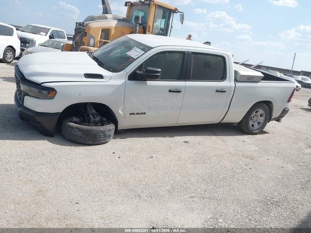 Продаж на аукціоні авто 2025 Ram 1500 Tradesman  4x4 6'4 Box, vin: 1C6SRFNP7SN604102, номер лоту: 45852201