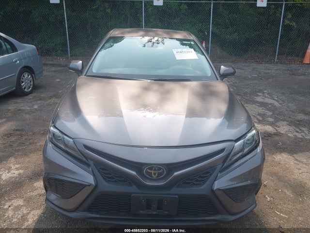 2024 Toyota Camry Se მანქანა იყიდება აუქციონზე, vin: 4T1G11AK4RU262428, აუქციონის ნომერი: 45852203
