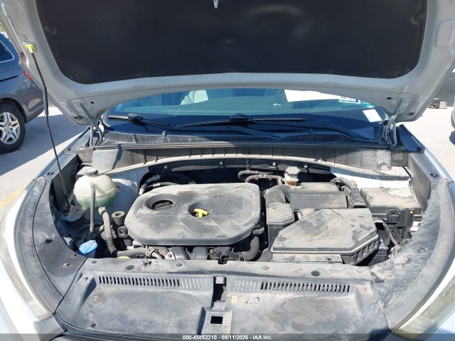 Продажа на аукционе авто 2016 Hyundai Tucson Se, vin: KM8J33A44GU076799, номер лота: 45852210