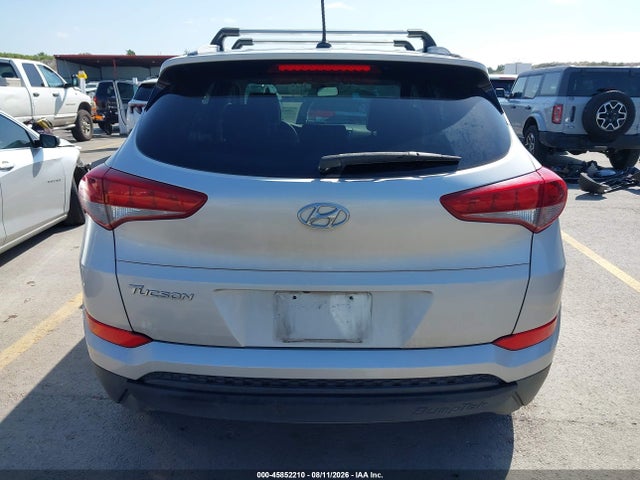 Продажа на аукционе авто 2016 Hyundai Tucson Se, vin: KM8J33A44GU076799, номер лота: 45852210