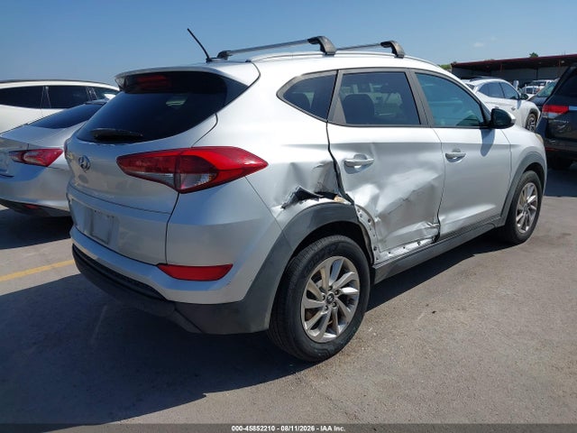 Продажа на аукционе авто 2016 Hyundai Tucson Se, vin: KM8J33A44GU076799, номер лота: 45852210