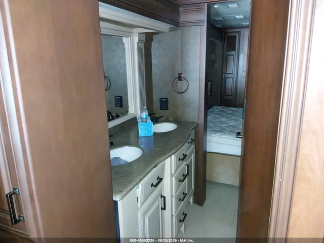 45852235 :رقم المزاد ، 4VZBU1D9XDC076372 vin ، 2013 Spartan Motors Motorhome 4vz مزاد بيع