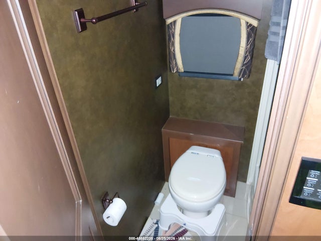 45852235 :رقم المزاد ، 4VZBU1D9XDC076372 vin ، 2013 Spartan Motors Motorhome 4vz مزاد بيع
