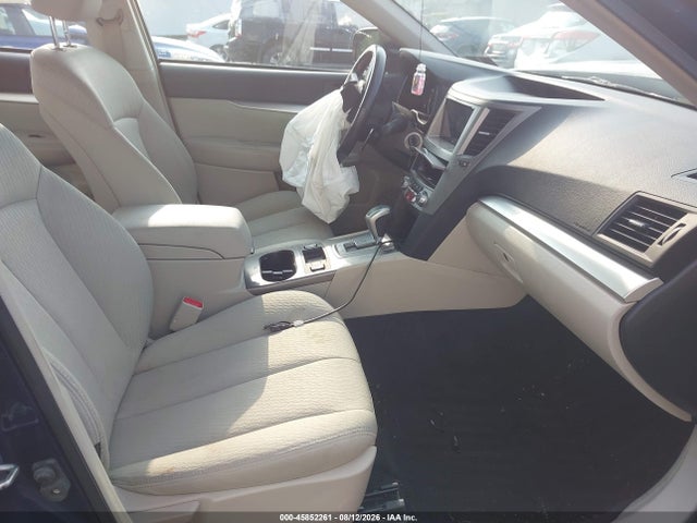 2010 Subaru Legacy 2.5i Premium მანქანა იყიდება აუქციონზე, vin: 4S3BMBC61A3210602, აუქციონის ნომერი: 45852261