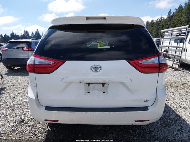 Toyota Sienna Le 8 Passenger 2015 5TDKK3DC3FS610490 Image 17