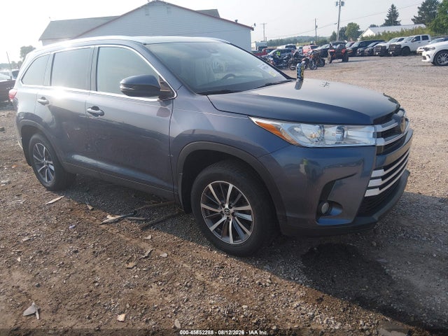 45852288 :رقم المزاد ، 5TDJZRFH3KS942023 vin ، 2019 Toyota Highlander Xle مزاد بيع
