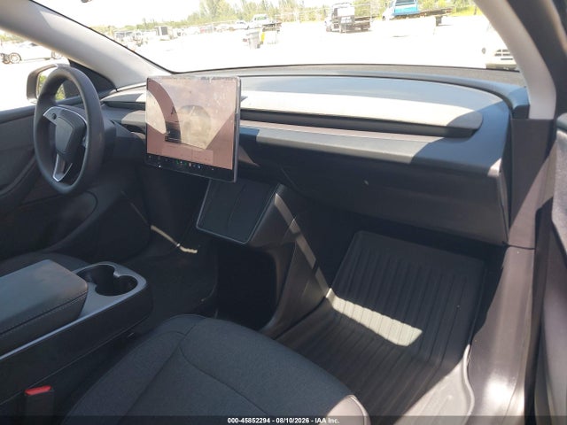 45852294 :رقم المزاد ، 7SAYGDEE6TA637300 vin ، 2026 Tesla Model Y Long Range Launch Series/premium All-wheel Drive مزاد بيع