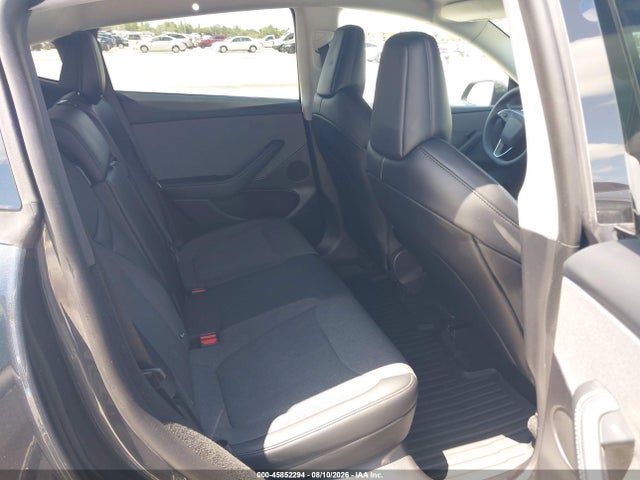 45852294 :رقم المزاد ، 7SAYGDEE6TA637300 vin ، 2026 Tesla Model Y Long Range Launch Series/premium All-wheel Drive مزاد بيع