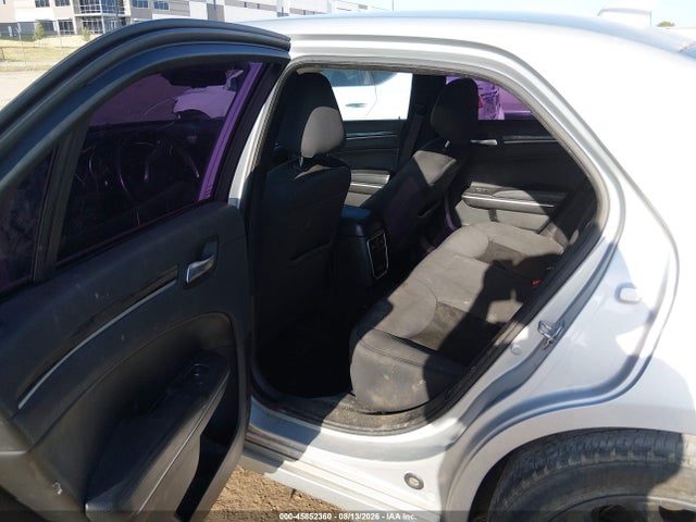 45852360 :رقم المزاد ، 2C3CCAAG3MH505221 vin ، 2021 Chrysler 300 Touring مزاد بيع
