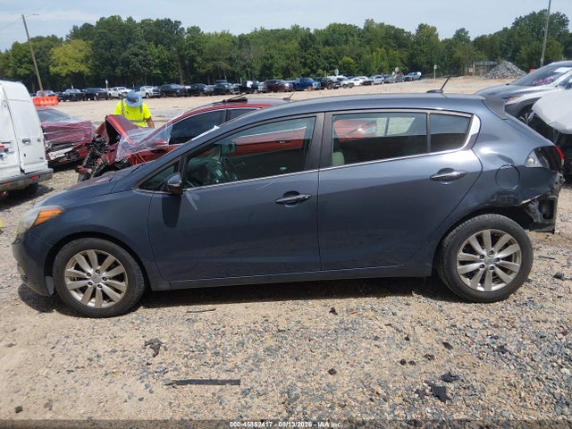 2014 Kia Forte Ex მანქანა იყიდება აუქციონზე, vin: KNAFX5A88E5158598, აუქციონის ნომერი: 45852417