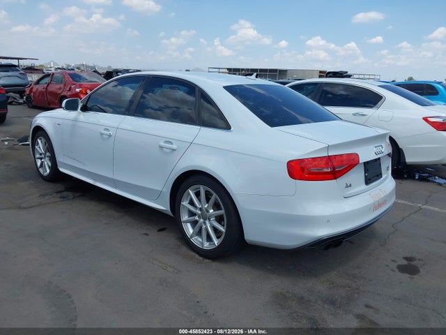 45852423 :رقم المزاد ، WAUFFAFLXFN009149 vin ، 2015 Audi A4 2.0t Premium مزاد بيع