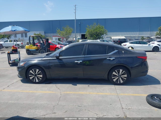 Продаж на аукціоні авто 2021 Nissan Altima Sv Fwd, vin: 1N4BL4DV2MN337166, номер лоту: 45852438