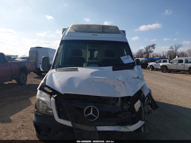 2017 Mercedes-benz Sprinter 2500 Standard Roof V6 მანქანა იყიდება აუქციონზე, vin: WD3PE7CDXHP564355, აუქციონის ნომერი: 45852496