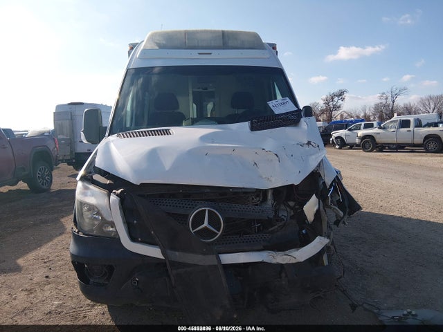 2017 Mercedes-benz Sprinter 2500 Standard Roof V6 მანქანა იყიდება აუქციონზე, vin: WD3PE7CDXHP564355, აუქციონის ნომერი: 45852496