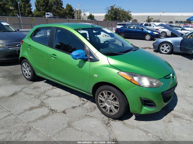 45852531 :رقم المزاد ، JM1DE1HZ2B0125371 vin ، 2011 Mazda Mazda2 Sport مزاد بيع