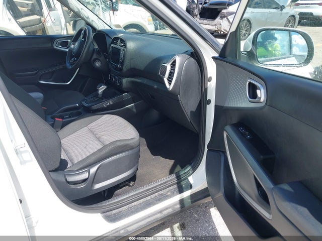 2022 Kia Soul Lx მანქანა იყიდება აუქციონზე, vin: KNDJ23AU0N7833863, აუქციონის ნომერი: 45852564