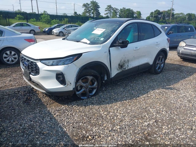 45852565 :رقم المزاد ، 1FMCU9NAXSUA60530 vin ، 2025 Ford Escape St-line Select مزاد بيع