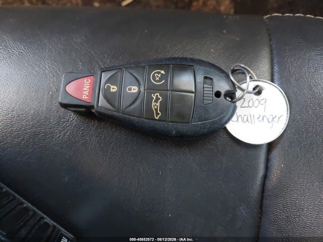 Продажа на аукционе авто 2009 Dodge Challenger R/t, vin: 2B3LJ54T99H558595, номер лота: 45852572