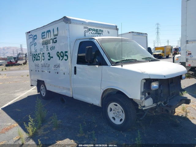 Продажа на аукционе авто 2004 Gmc Savana Cutaway Standard, vin: 1GDGG31V241901033, номер лота: 45852599