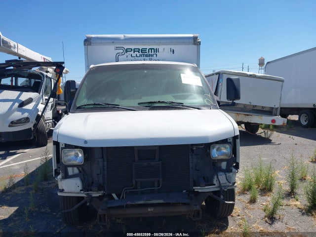 Продажа на аукционе авто 2004 Gmc Savana Cutaway Standard, vin: 1GDGG31V241901033, номер лота: 45852599
