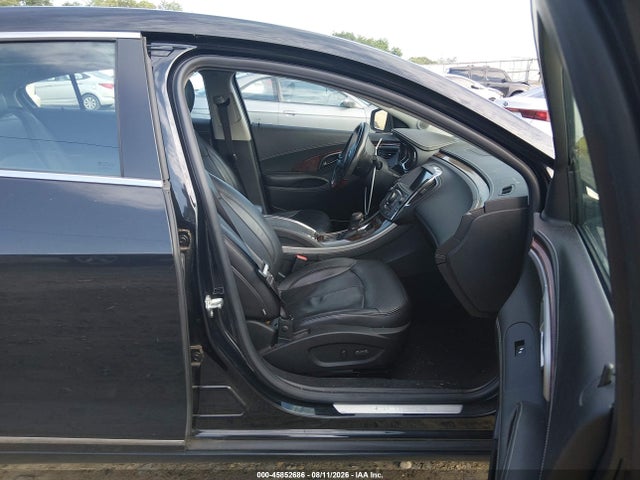 45852686 :رقم المزاد ، 1G4GE5ED5BF218181 vin ، 2011 Buick Lacrosse Cxs مزاد بيع