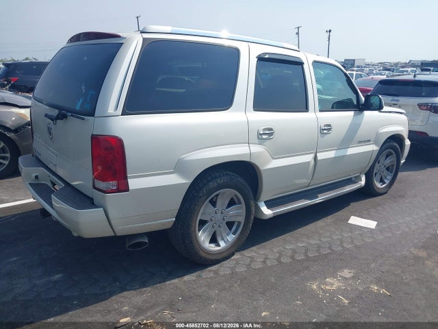 2004 Cadillac Escalade Standard მანქანა იყიდება აუქციონზე, vin: 1GYEK63N74R198744, აუქციონის ნომერი: 45852702