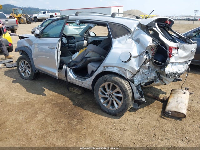 Hyundai TUCSON SE 2016 KM8J3CA4XGU197627 Image 3