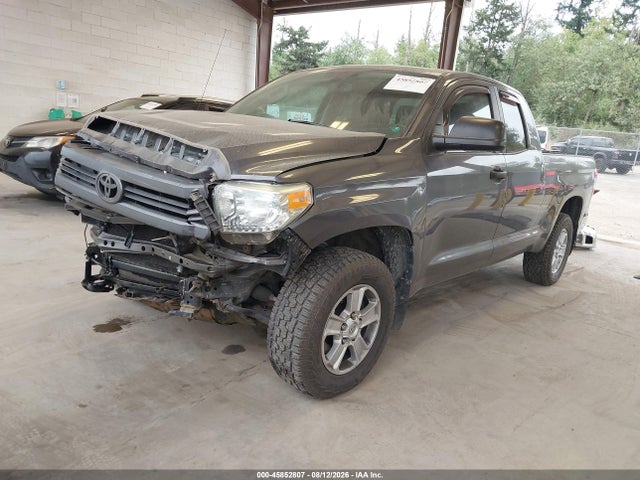 5TFUY5F19EX357621 Toyota Tundra Sr5 5.7l V8