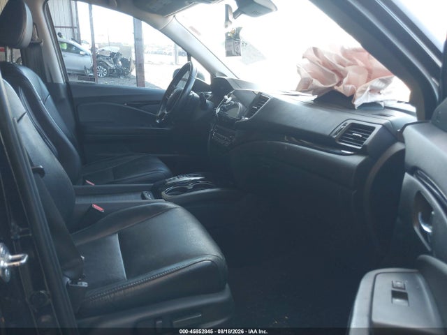 Auction sale of the 2019 Honda Pilot Touring, vin: 5FNYF6H93KB005690, lot number: 45852845