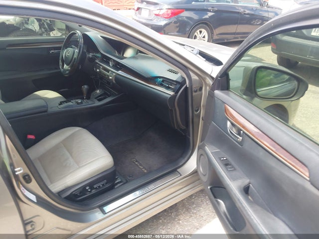 Продажа на аукционе авто 2015 Lexus Es 350, vin: JTHBK1GG4F2178209, номер лота: 45852887