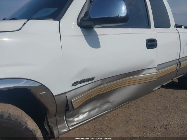 45852908 :رقم المزاد ، 2GCEC19T311322279 vin ، 2001 Chevrolet Silverado 1500 Ls مزاد بيع