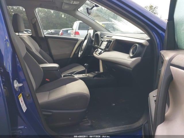 45852911 :رقم المزاد ، 2T3WFREV1FW169725 vin ، 2015 Toyota Rav4 Xle مزاد بيع