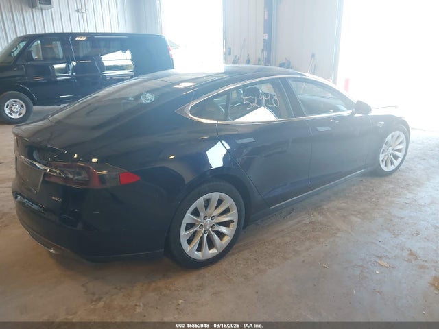 Продаж на аукціоні авто 2015 Tesla Model S 70d/85d/p85d, vin: 5YJSA1H22FFP77744, номер лоту: 45852948