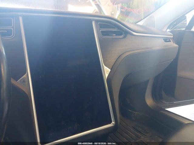 Продаж на аукціоні авто 2015 Tesla Model S 70d/85d/p85d, vin: 5YJSA1H22FFP77744, номер лоту: 45852948