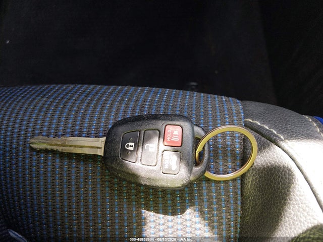 45852994 :رقم المزاد ، 5YFBURHE3HP674534 vin ، 2017 Toyota Corolla Se مزاد بيع