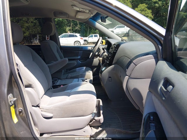 2005 Toyota Sienna Le მანქანა იყიდება აუქციონზე, vin: 5TDZA23CX5S363920, აუქციონის ნომერი: 45852999