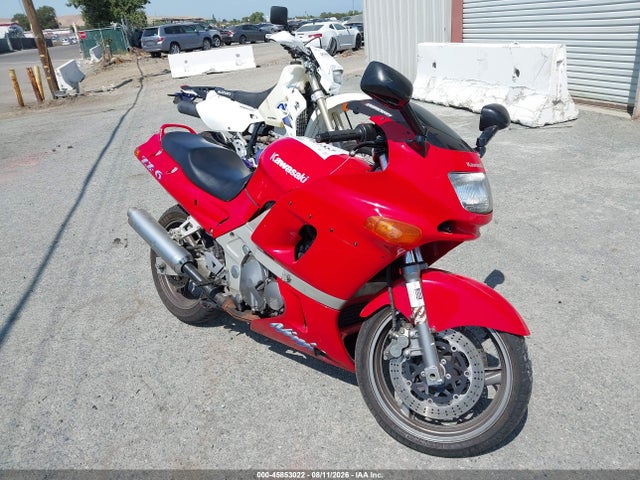 45853022 :رقم المزاد ، JKAZX4E12SB507933 vin ، 1995 Kawasaki Zx600 E مزاد بيع