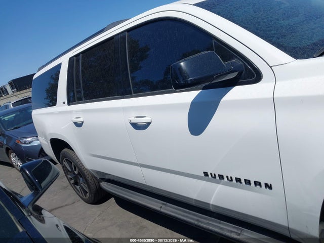 Chevrolet Suburban Lt 2018 1GNSCHKC4JR102458 Image 14