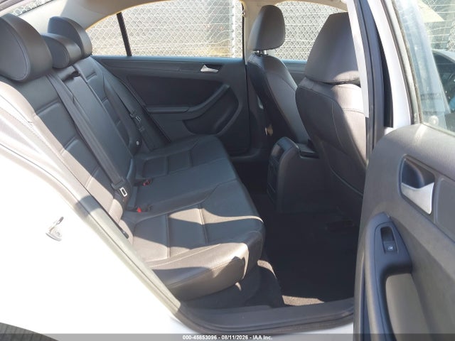 3VWD17AJ6EM239763 Volkswagen Jetta 1.8t Se