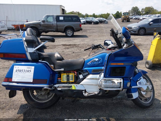 1992 Honda Gl1500 A მანქანა იყიდება აუქციონზე, vin: 1HFSC2200NA400527, აუქციონის ნომერი: 45853105