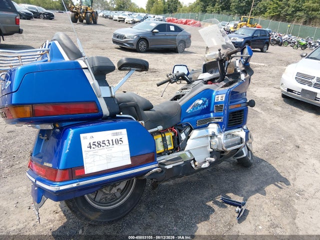 1992 Honda Gl1500 A მანქანა იყიდება აუქციონზე, vin: 1HFSC2200NA400527, აუქციონის ნომერი: 45853105