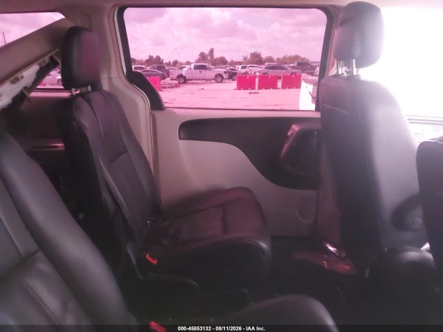 45853132 :رقم المزاد ، 2C4RC1BG1GR206488 vin ، 2016 Chrysler Town & Country Touring مزاد بيع