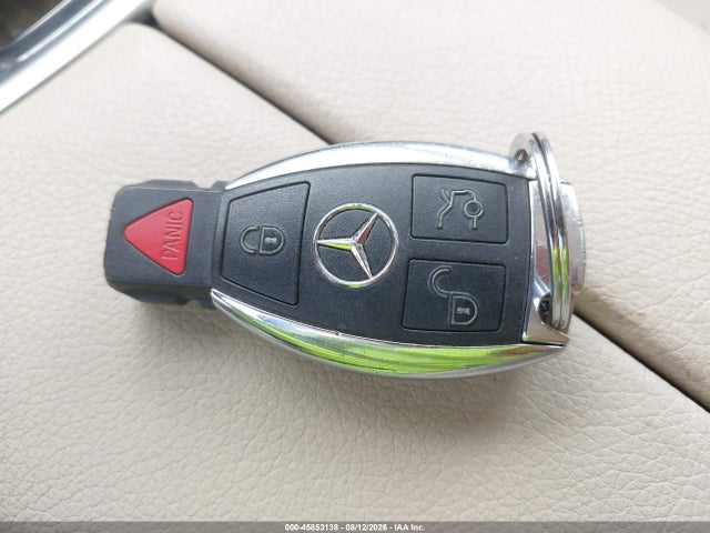 2016 Mercedes-benz Glc 300 მანქანა იყიდება აუქციონზე, vin: WDC0G4JB8GF100335, აუქციონის ნომერი: 45853138