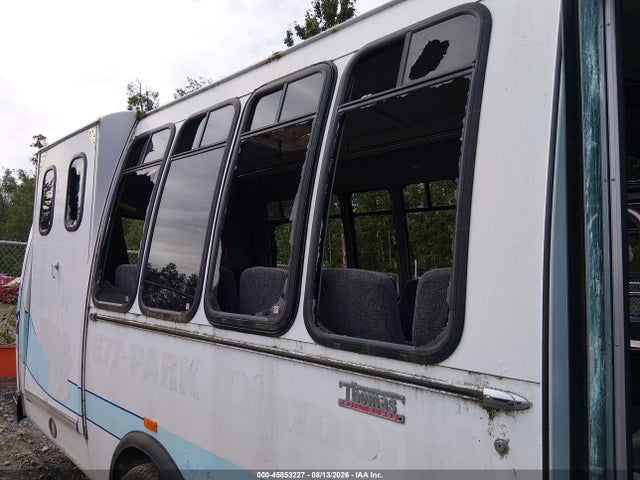 45853227 :رقم المزاد ، 1FDXE45S61HA87273 vin ، 2001 Ford E-450 Cutaway Standard مزاد بيع