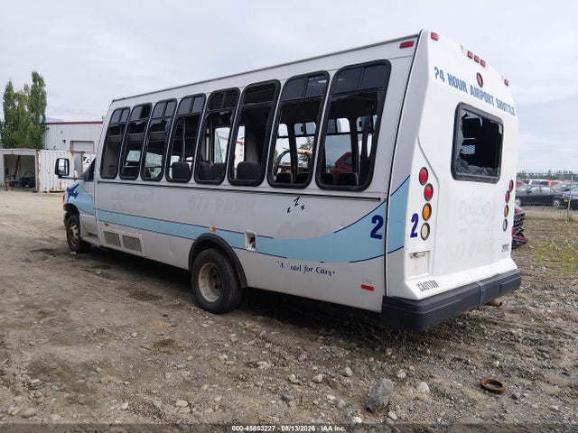 45853227 :رقم المزاد ، 1FDXE45S61HA87273 vin ، 2001 Ford E-450 Cutaway Standard مزاد بيع